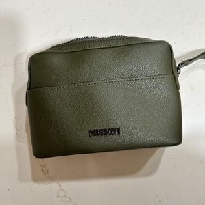 Missoni Green Leather Cosmetic Travel Pouch Wristlet